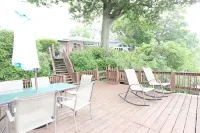 75 Ft Of Private Lakefront! - Wifi