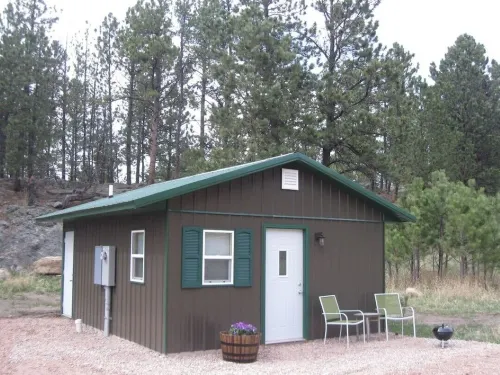 Great Quiet Location! Close to all the Attractions!