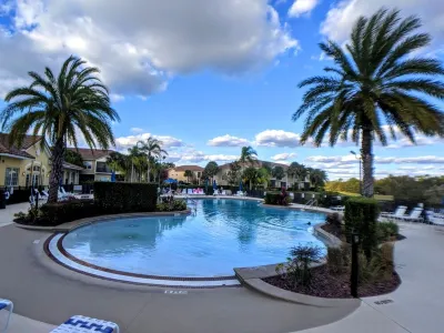 Lake View 3BR Condo ...Near Disney and Shopping Hôtels à proximité de : Walmart Supercenter