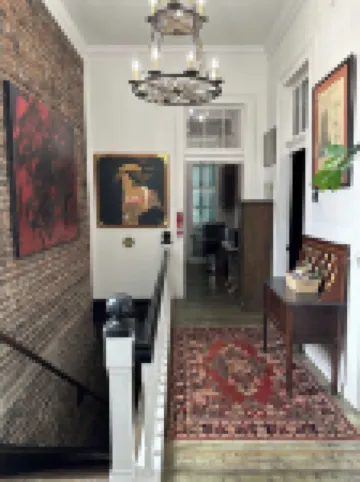 Heart of Downtown w Balcony by Dauphin St; walk to restaurants & shops SLEEPS 6!