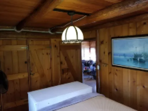 Log Cabin near Greenwood Lake. Minutes to AP Trl, Ren fair, Mt Peter, & Warwick 西米爾福德酒店