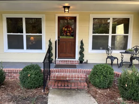 Cute House in Middle of Oxford! SO Close to Ole Miss. Convenient to Everything.