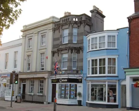 Beaufort House, Lymington Town Centre Hotels in Lymington and Pennington