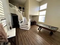 Spacious 5-bedroom Modern Home Yuba City with massive backyard, newly remodeled
