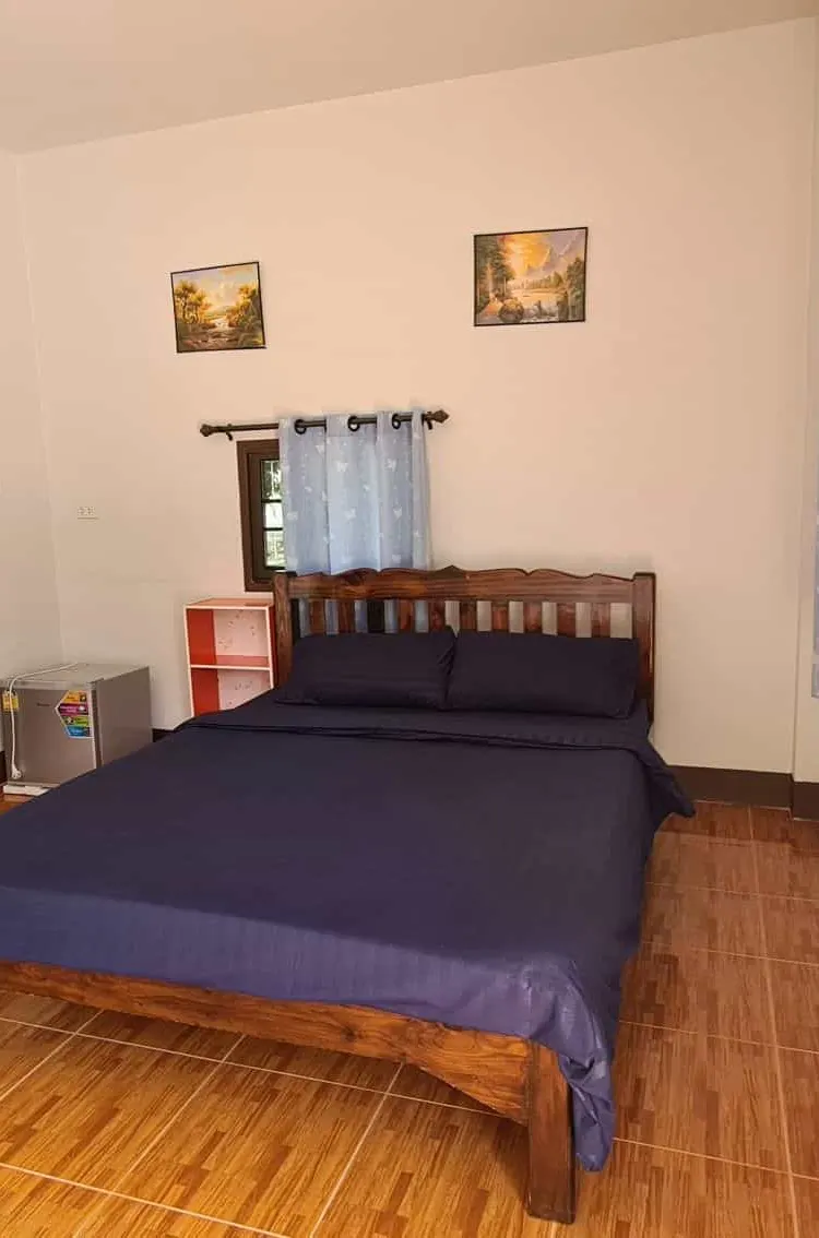 ห้องเตียงใหญ่เฮ้าส์พร้อมพัดลม (ใช้ได้เฉพาะพัดลม)
