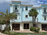 Summer Specials! 5 Bedrm,5 Bath, Elevator, Dock, Private Pool, Walk to Beach!