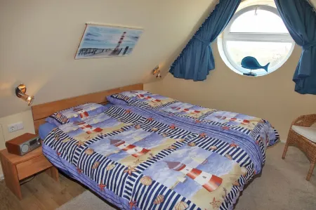 Cozy attic studio Norddeich panoramic window with sea view beach 50 meters