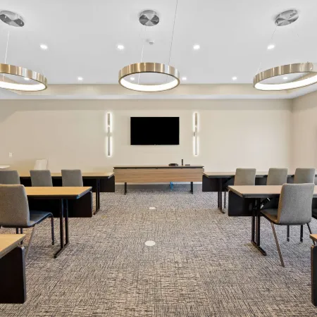 Best Western Plus Marquette Hotel  Suites
