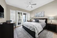 Have Fun and Relax at Luxury Legacy Villa. Family Friendly or Great for Couples! - balcony