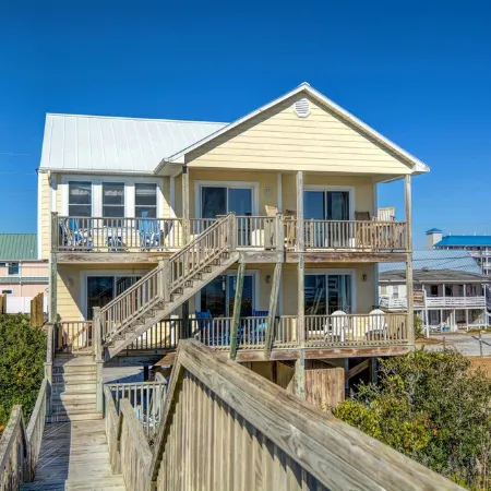 "Sandpiper Landing" Oceanfront Home - Best location on the island!