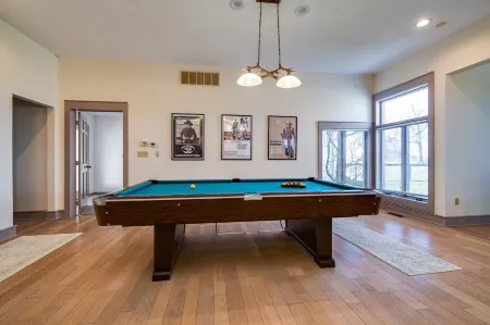 Lone Wolf Ranch Отели в г. Юнион Тауншип