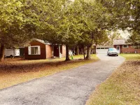 Lake Huron 3 bdr Home, near  to Drummond Is.; Sault St. Marie; St. Ignace; Hotels in Clark Township