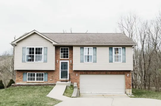 Ark Encounter Oasis--4 bedrooms, 3 full baths, 5 minutes to Ark Hotels in Dry Ridge