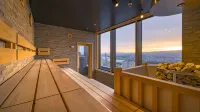 Candeo Hotels Osaka Hirakata Hotels in Хіраката