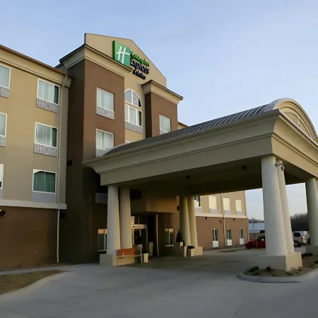 Holiday Inn SALINA by IHG