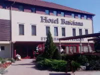 Bassiana Hotel és Étterem Hotels in 