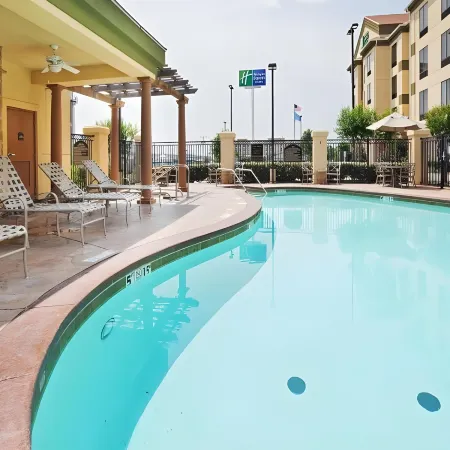 Holiday Inn Express & Suites MCALESTER by IHG