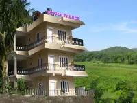 Jungle Palace Homestay Hotel a 