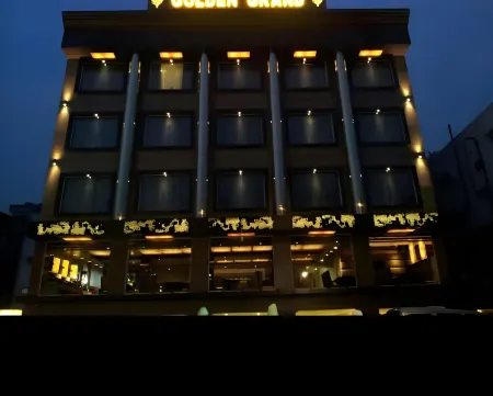 Hotel Golden Grand Отели в г. Западный Дели