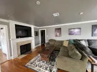 Spacious Midtown 4 bedroom, 3 bath house with private yard. Close to Expo Center