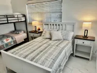 3-bedroom house in superb Port Charlotte with AC, WiFi
