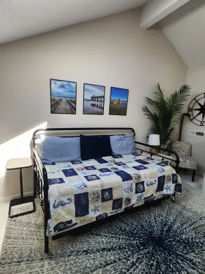 Beautiful, Spacious Updated Studio with Fun Loft Space & Only 2 Miles to Beach.