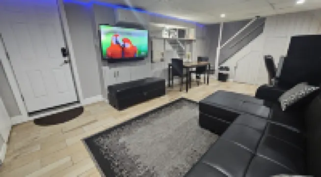 Lofty Cozy Suite near Nassau Coliseum and Hofstra University Hotels in Hempstead