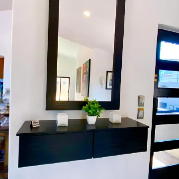 Ajijic Modern 1 King Bedroom Unit-Walk to Everything -Bikes-Gym-Pickleball Court