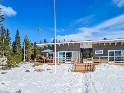 Merikataja Hotels near Farm Animal Park Arkadia