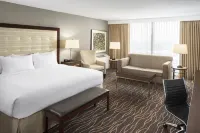 Hilton Kansas City Airport Hotels in May