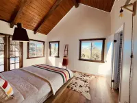 Secluded 1 acre Mountain Home - Hot Tub, 3 Decks & Direct National Forest Access Hotels near Mountain Pottery