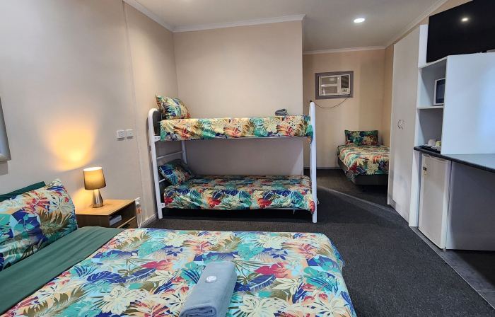 Wentworth Central Motor Inn