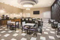 Baymont Inn & Suites by Wyndham Dallas South-DeSoto