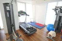 Island Luxurious Suites Hotel - Gym