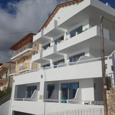 GEO & Art Boutique Hotel Himara Hotels near Vlorë County