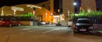Hotel Bardo Recoletos Coco - Parkplatz