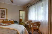 Buya Futhi Bed & Breakfast
