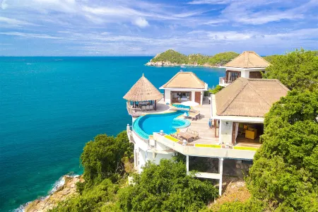 Villas Sabai Jai Отели рядом с достопримечательностью «Koh Tao Scuba Club»