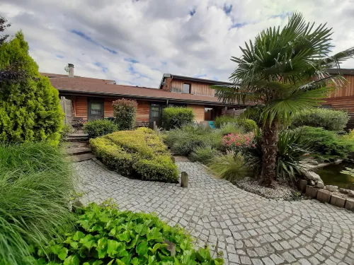 ル クロ デュ ボワ ジョリ