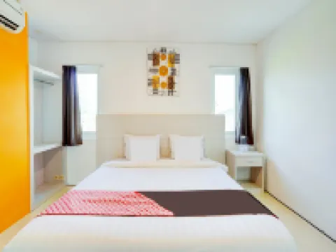 LG Hotel Hotels in Jember