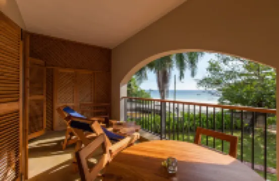 L'Hirondelle Self Catering Guest House