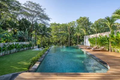 Villa 220 m² dengan 2 kamar tidur dan 2 kamar mandi pribadi di Canggu Hotel di Kabupaten Tabanan