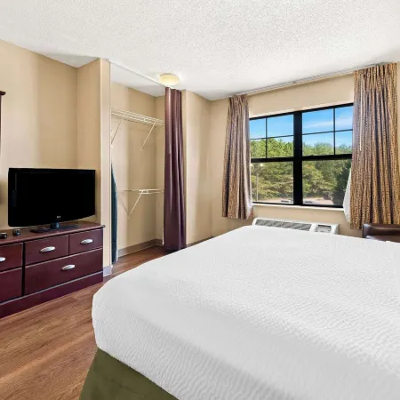 Suburban Studios Columbus Bradley Park Отели в г. Колумбус