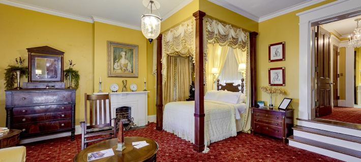 Anchuca Historic Mansion & Inn Hotels in Vicksburg