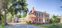 Black Walnut Inn Hotels in Amherst