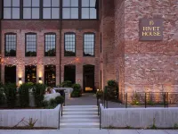 Rivet House Hotels near Athens