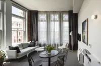 เดอะ แชมเบอร์สัน