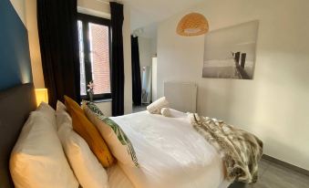 Cozy 1BR City Centre Near Meir Shopping by Oneluxstay
