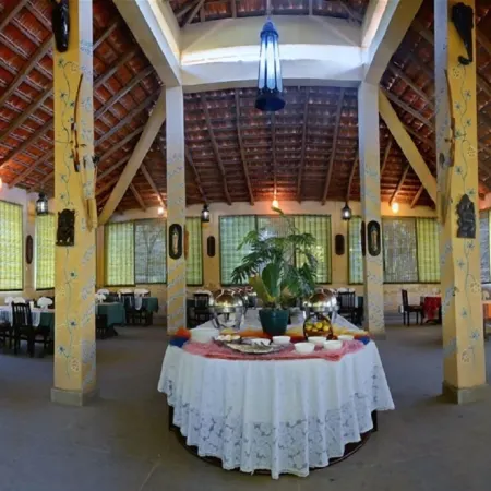 Tiger's Den Resort Bandhavgarh