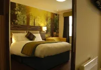 B&B Hotel Manchester SportCity - parking